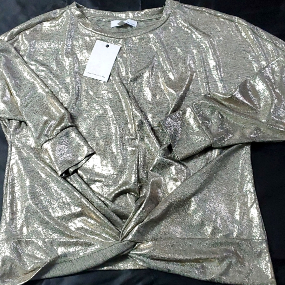 Fourteenth Place Siver Top size L